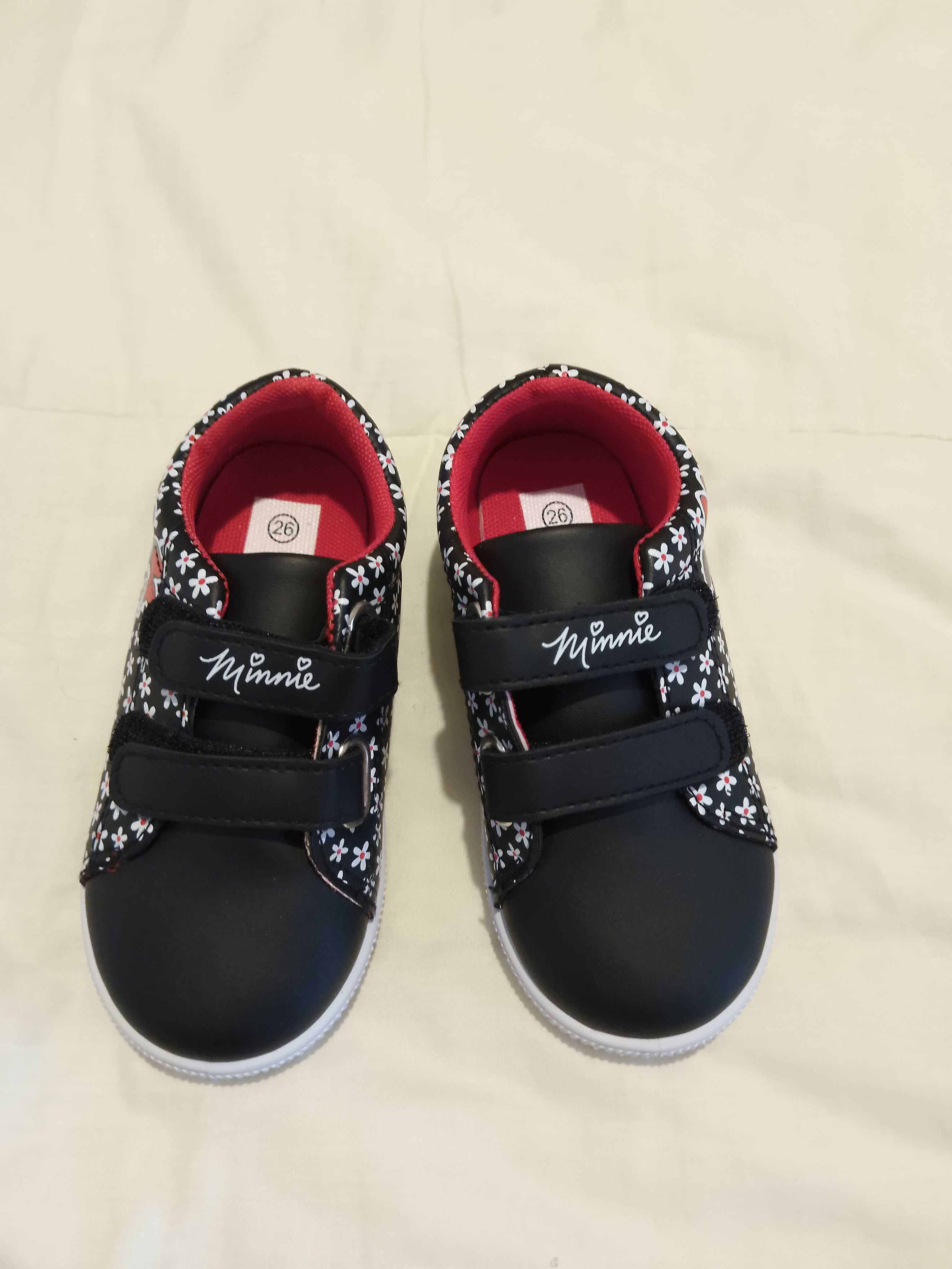 Sapatilhas de menina, Minnie, novas!