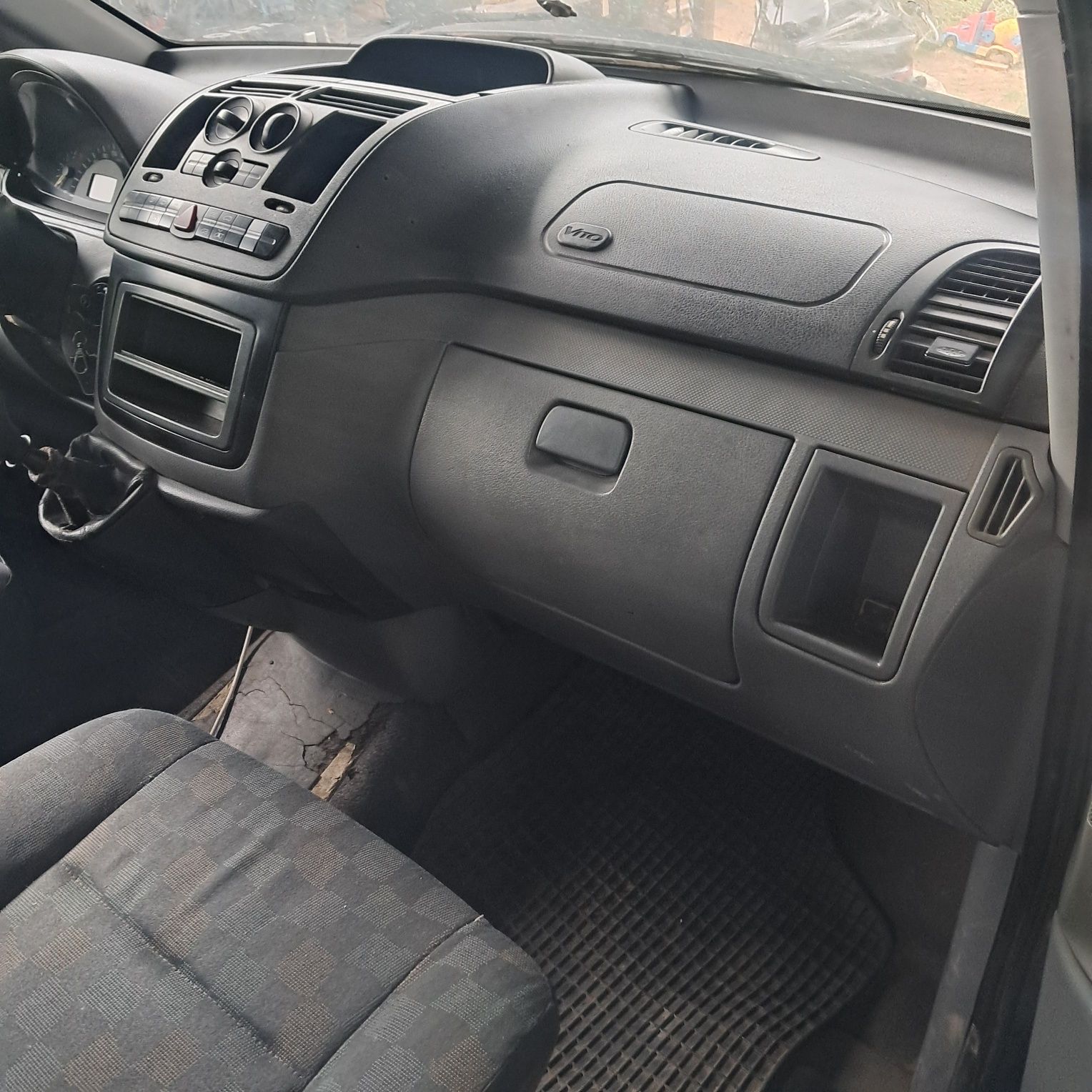 Mercedes vito 2.2 deska rozdzielcza fotele