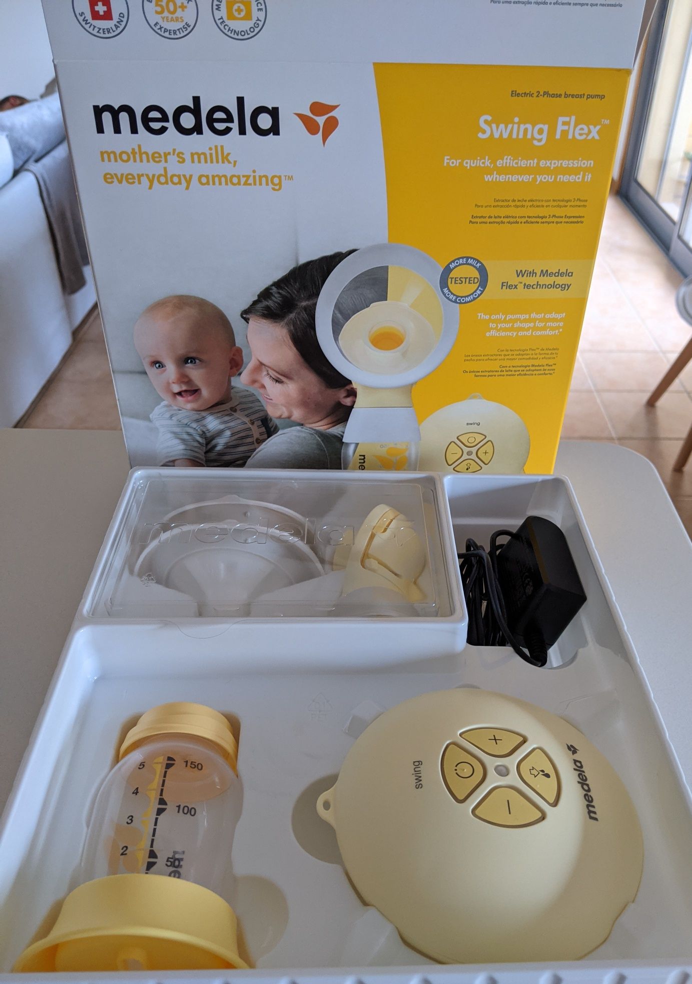 Extractor de Leite Medela Swing Flex + Biberão com Tetina Calma