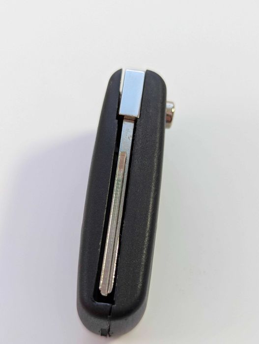 Викидний корпус ключа 3 кнопки Citroen Fiat Peugeot  CE0536