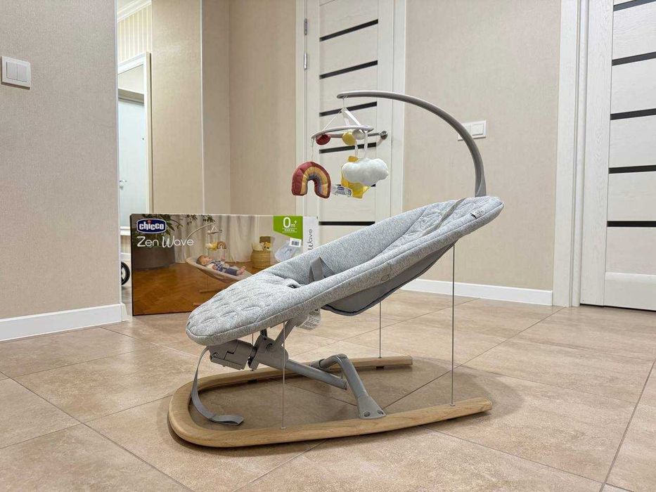 Дитяче крісло-гойдалка Chicco Zen Wave сіре