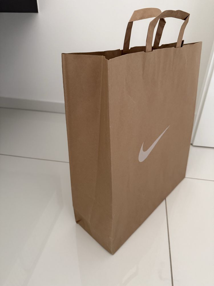 Torba nike papierowa 40x45x13,2cm