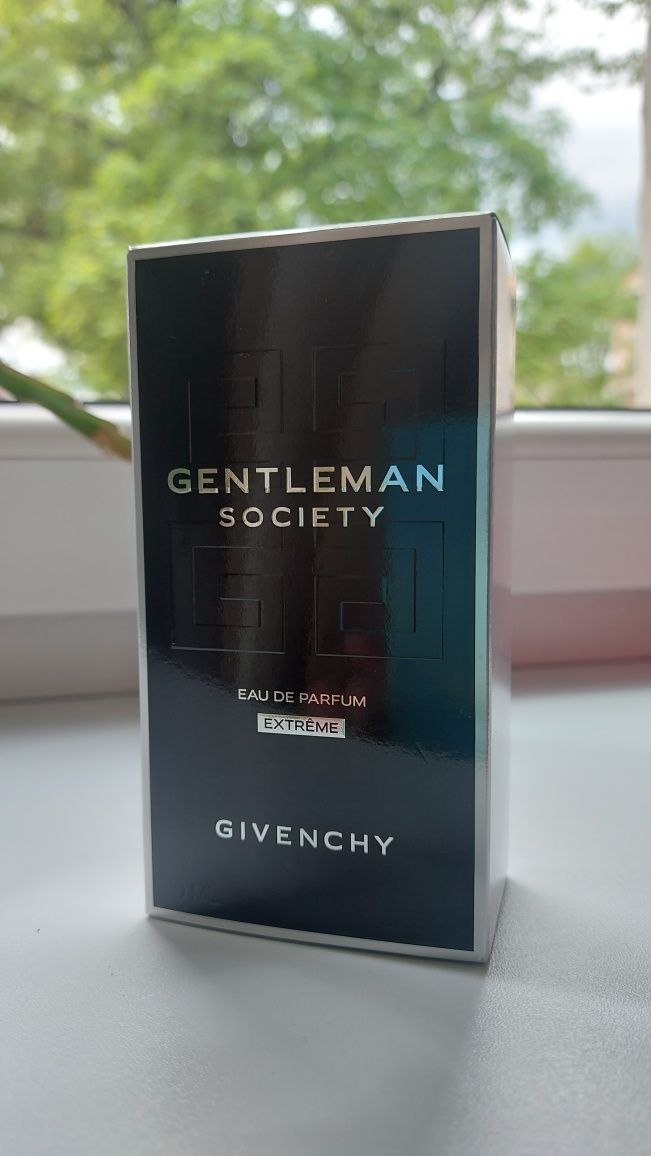 Givenchy Gentleman Society Extreme EDP