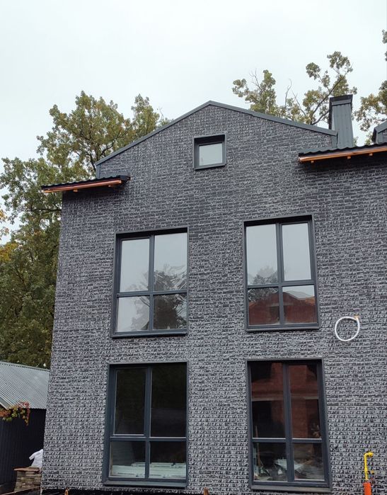 Таунхаус в ЦЕНТРІ Ірпеня з газовим опаленням! 400м до парка Незнайка!