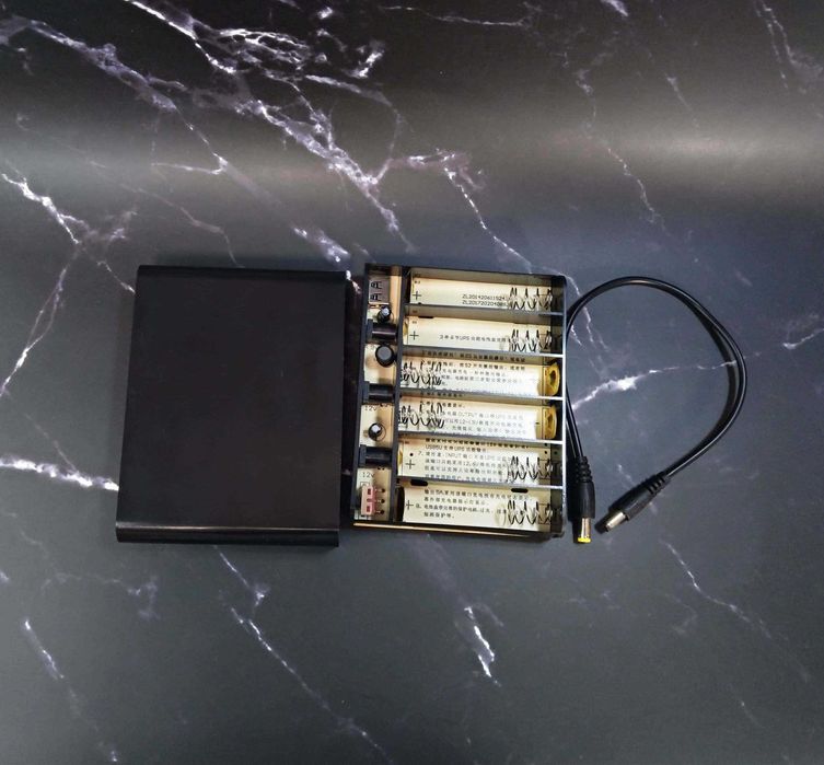 Повербанк з виходом 12 вольт для роутера, камери, термінала