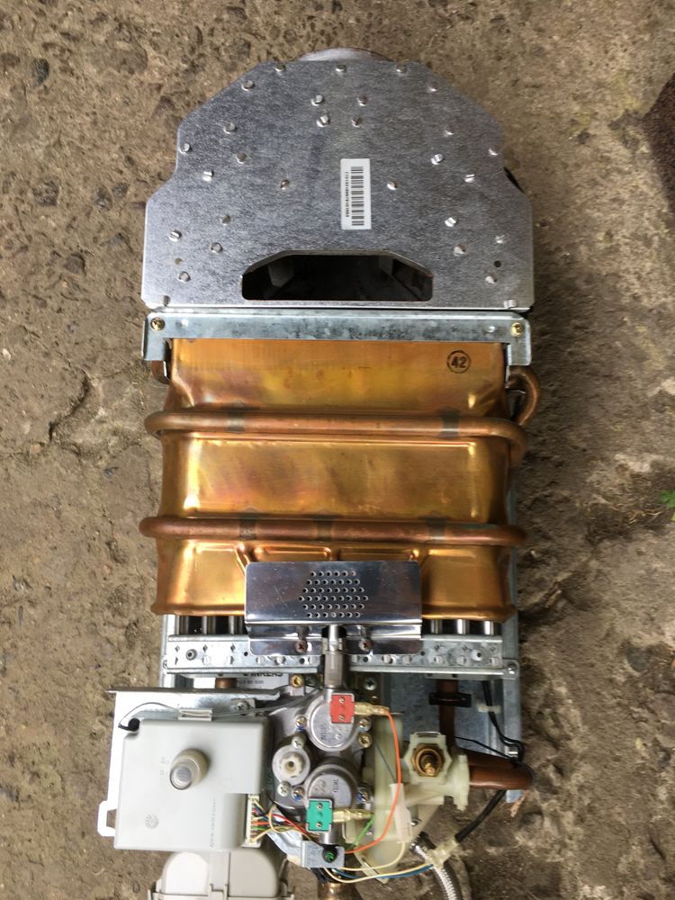 Газові колонки Junkers Bosch WR10, WR13, W10,11. З модуляцією і без