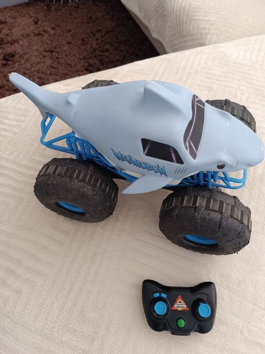 Monster Jam Megalodon