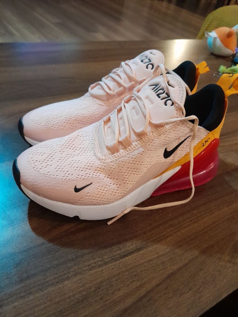 Nike 270 .mało używane