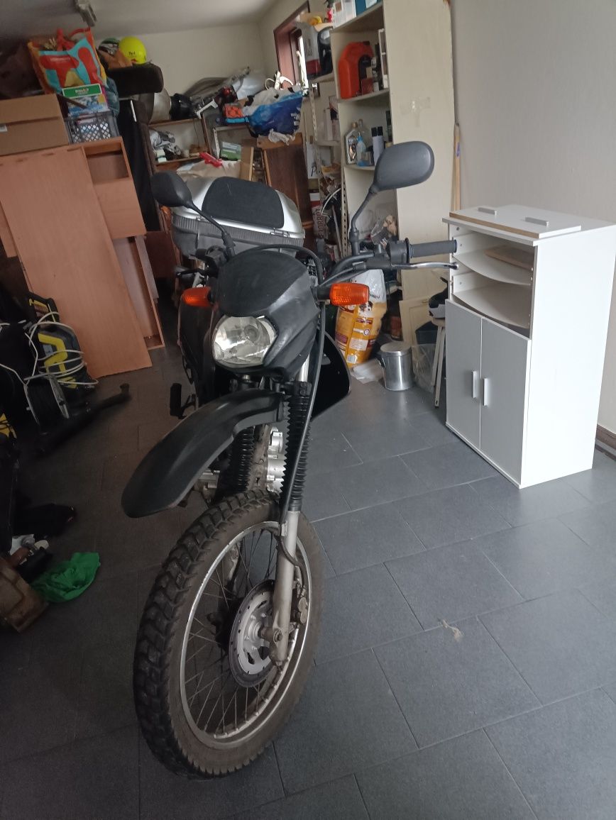 Vendo mota. Aproveite! Óptimo preço!