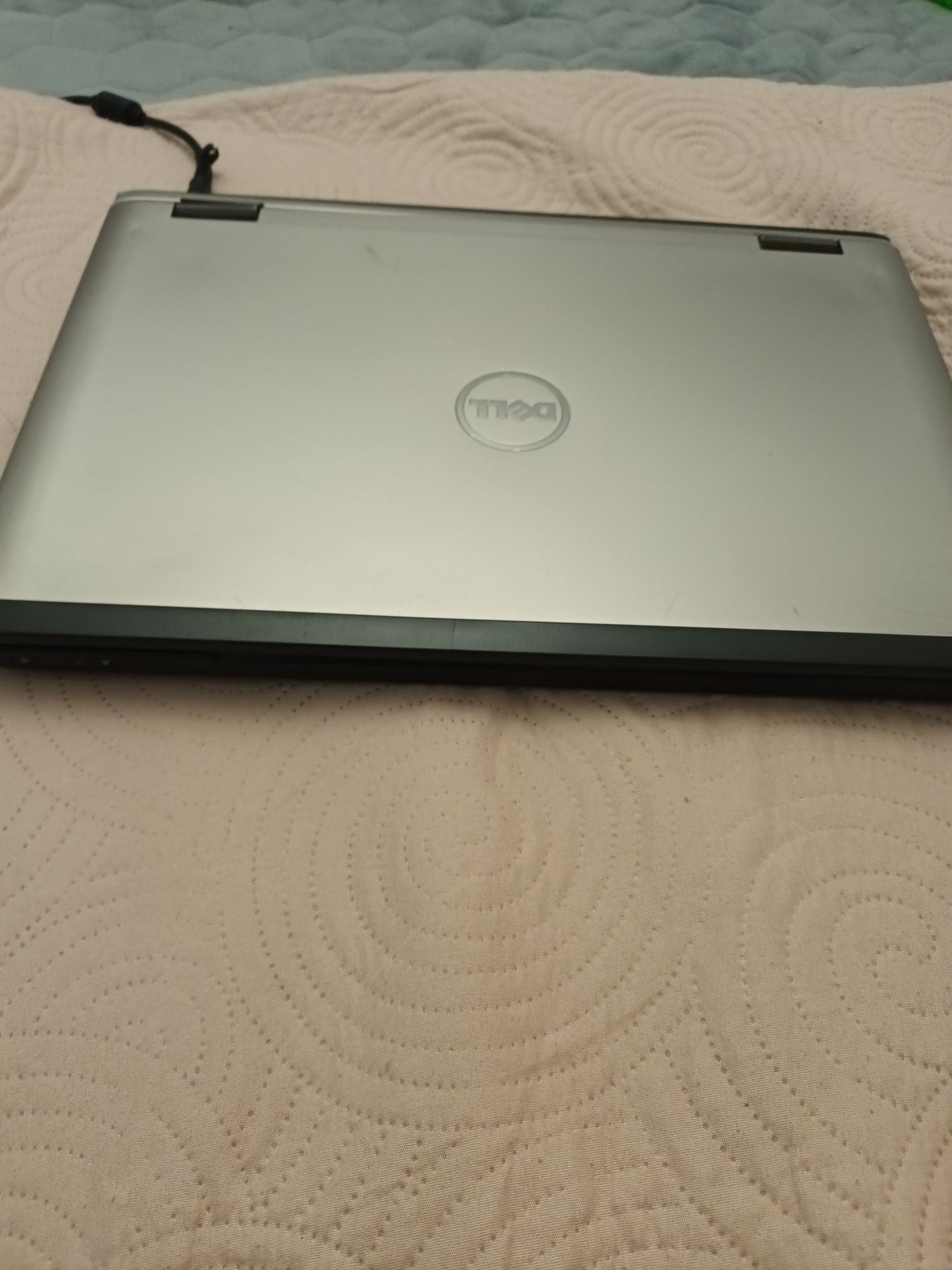 Laptop Dell Vostro 3550 Intel Core i3