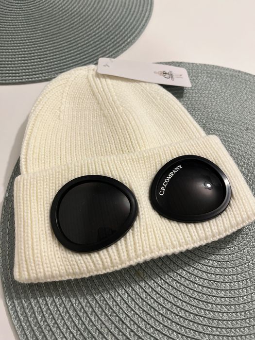 Ciepła czapka  z goglami, jakość premium