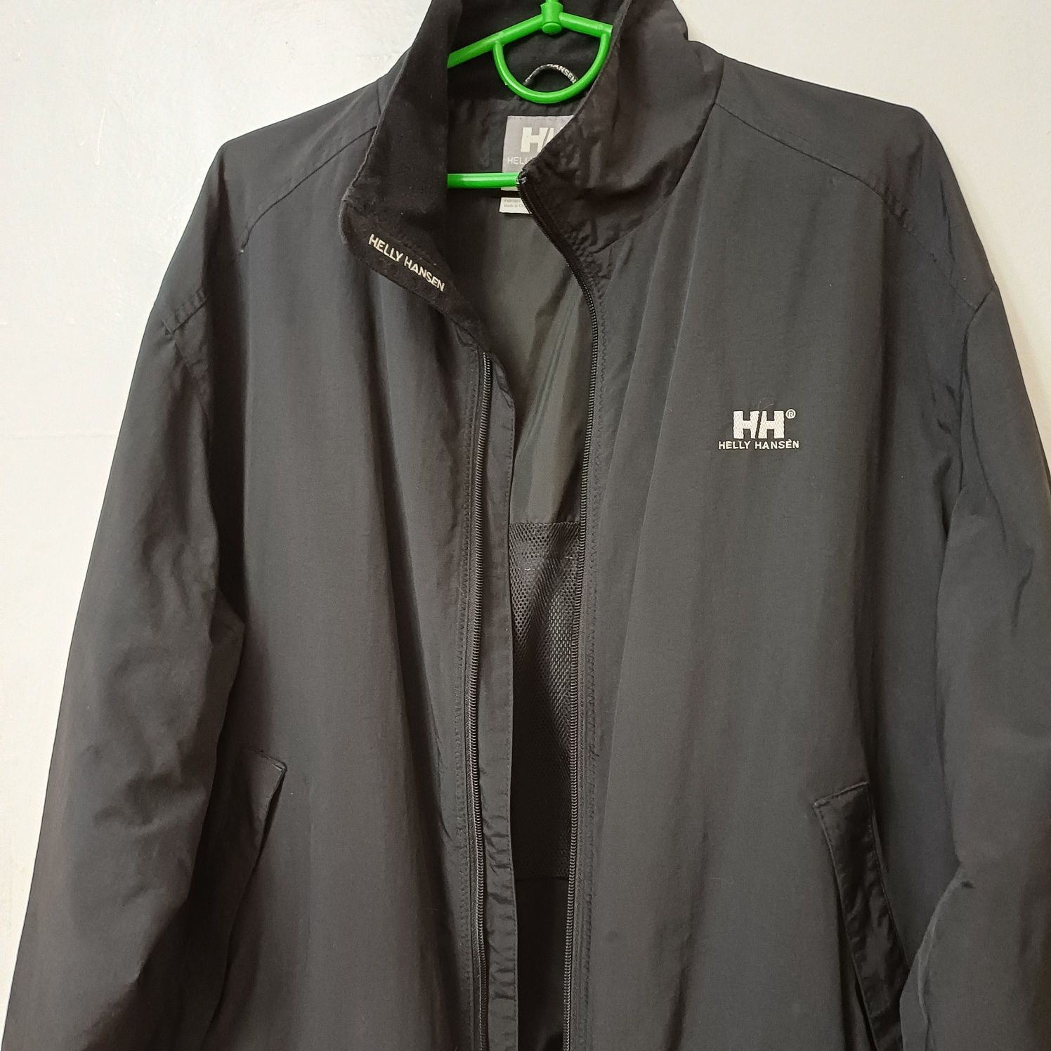 Бомбер (ветровка) Helly Hansen
