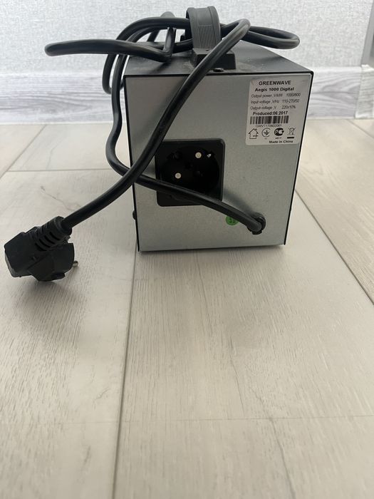Стабілізатор напруги Greenwave Aegis 1000 (не використовувася, новий)