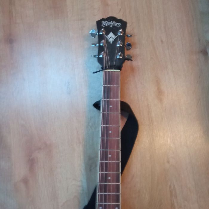 Sprzedam Gitare elektorakustyczna Washburn WMJ7SCEBM
