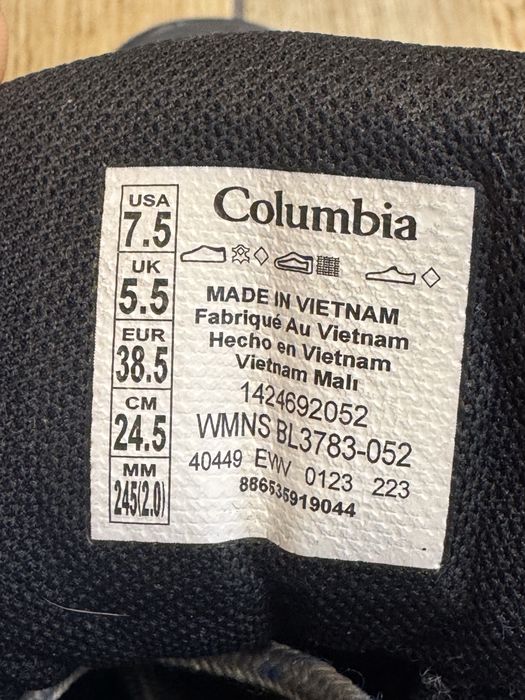 Зимові черевички Columbia 38,5 оригінал стелька на ногу 24см