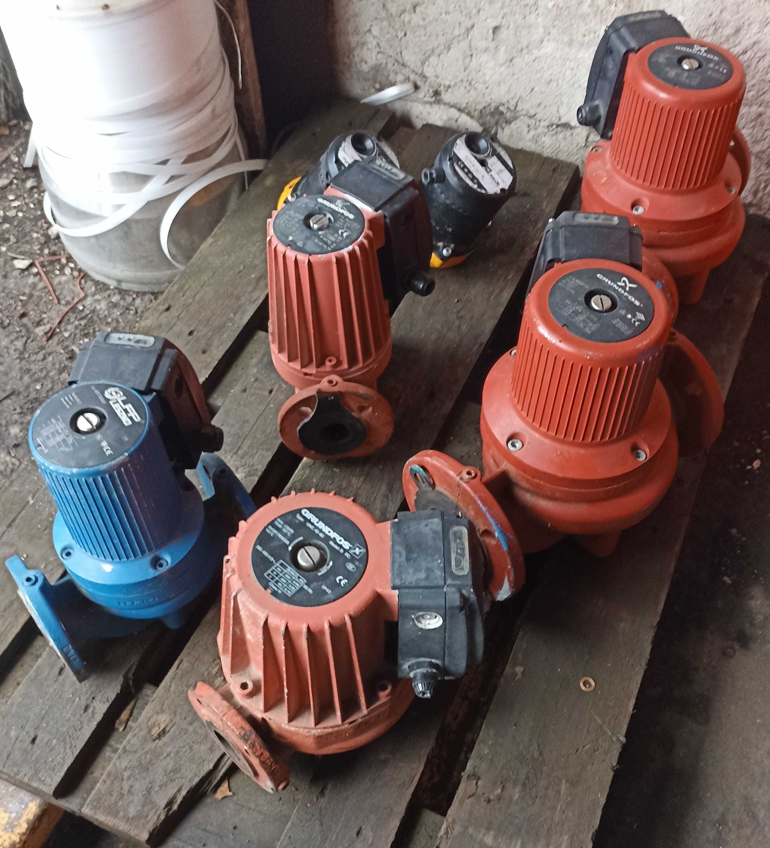 Pompy obiegowe GRUNDFOS, LFP Leszno, Halm  - 5szt.