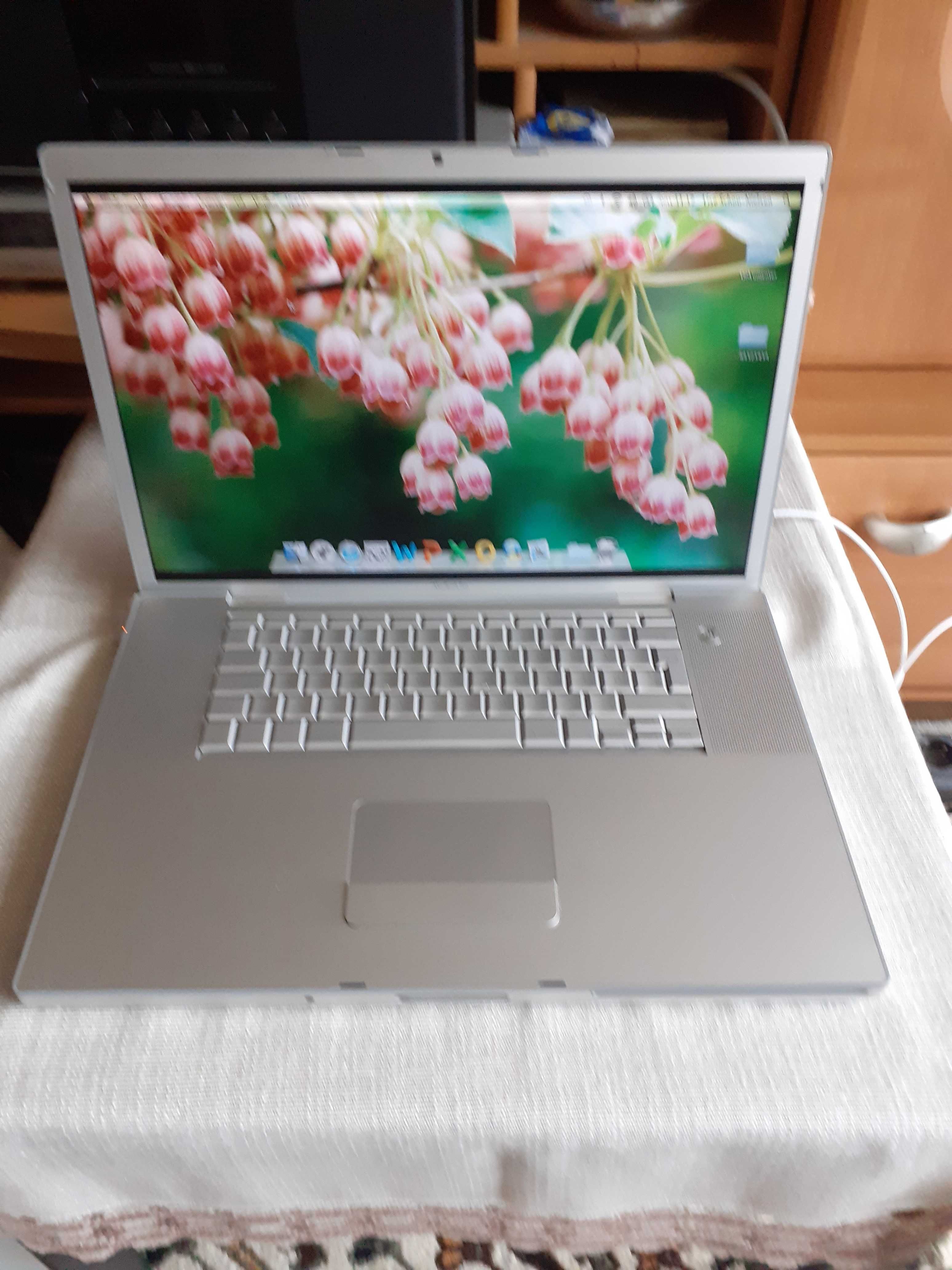 MacBook Pro 17 A1212