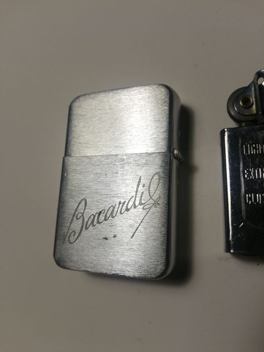 Sprzedam zapalniczkę  Bacardi