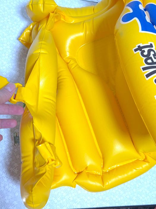 Спасательный жилет 3-6 лет детский надувной