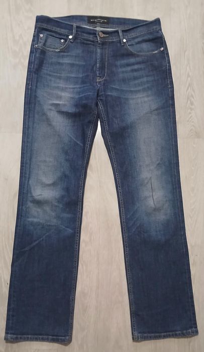 Джинси Baldessarini