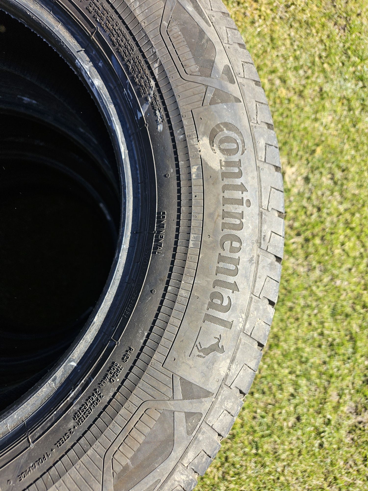 Continental VanContact Bus 235/65R16 C