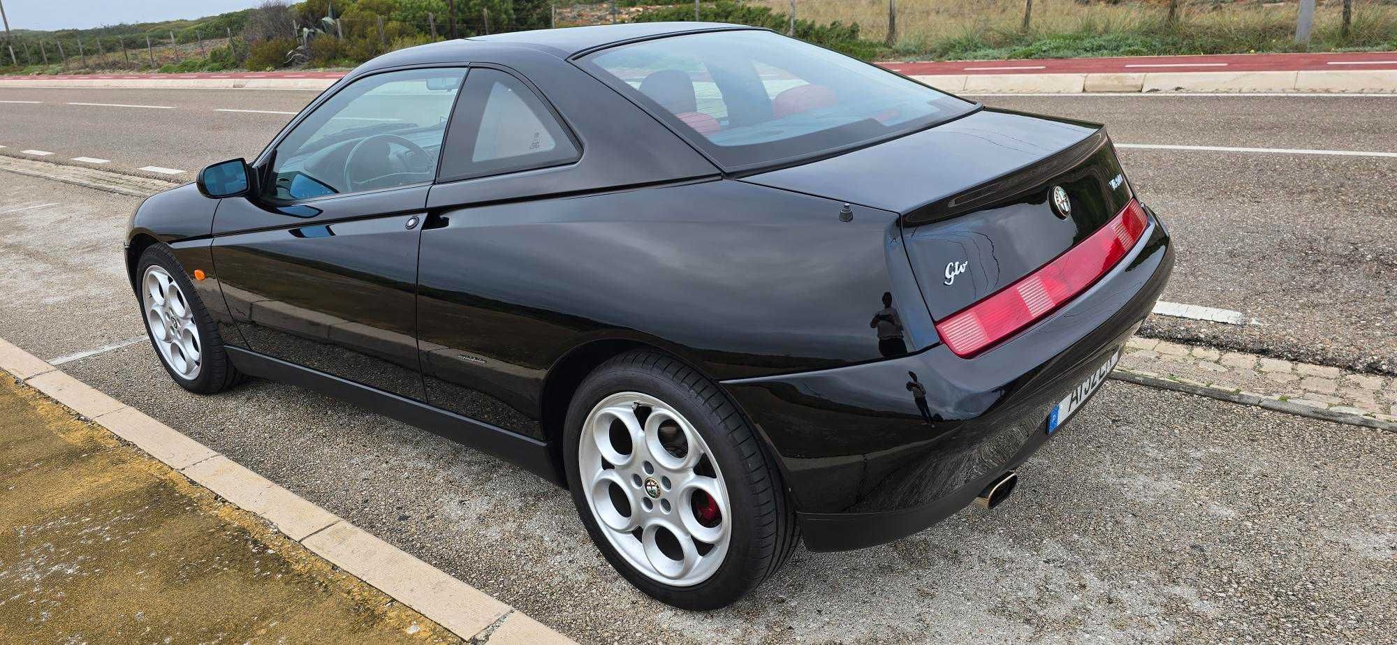 Alfa Romeo GTV 3.0 V6 - em estado imaculado