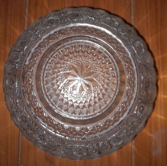 Taça decorativa transparente