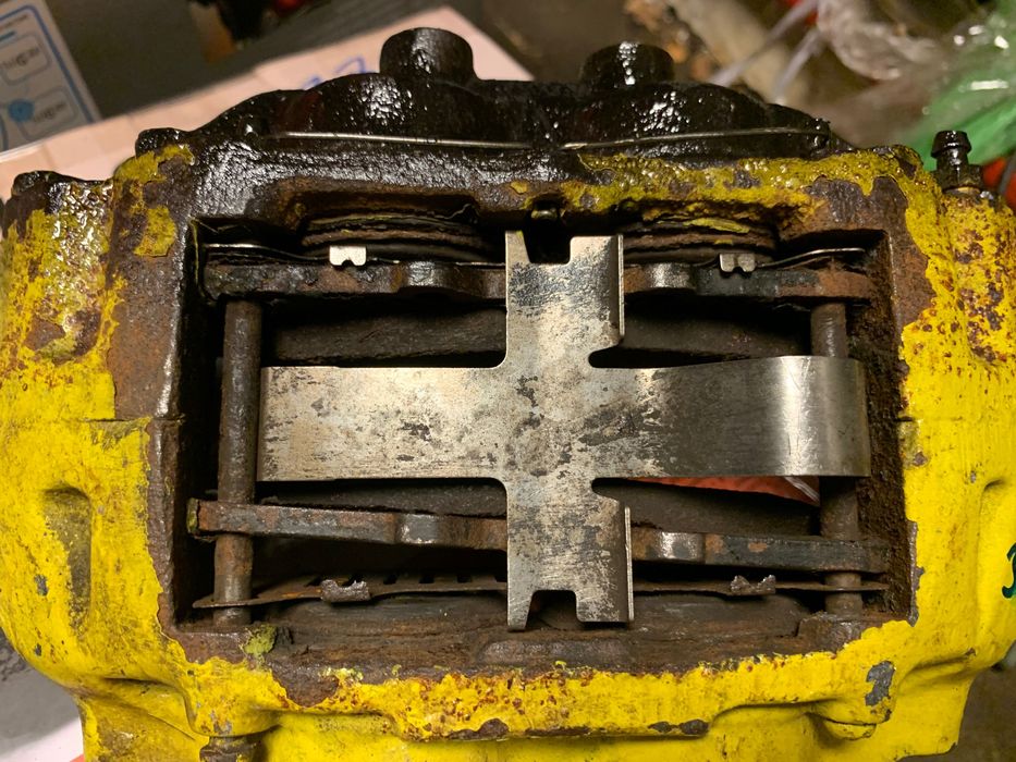 hamulce zaciski nissan 300zx 200sx s13 s14 skyline n16 ALMERA PRIMERA