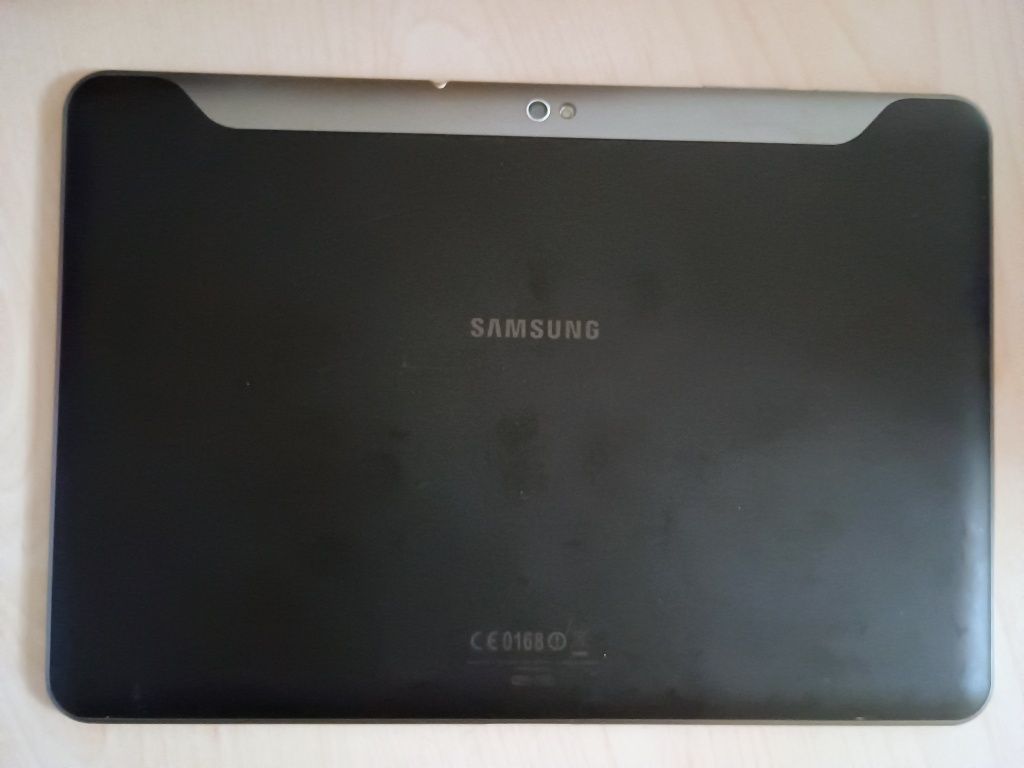 Планшет Samsung GT-P7510 16gb