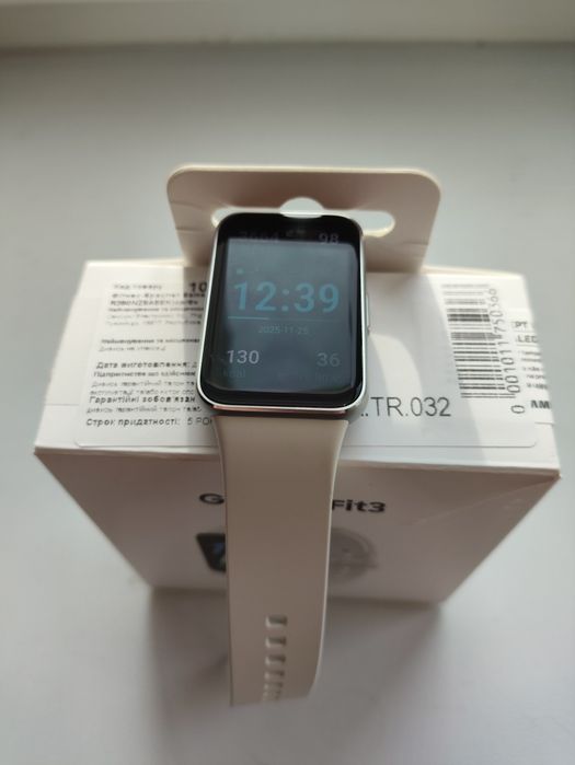Фітнес-браслет Samsung Galaxy Fit3 Silver (SM-R390NZSASEK)