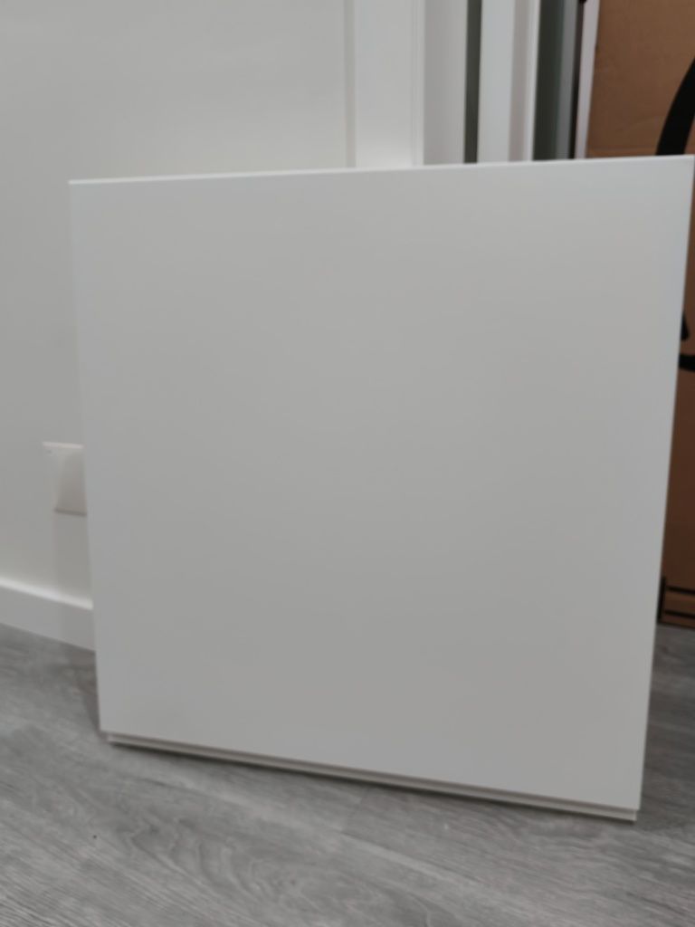 Porta IKEA Branca 64 X 60 cm (A x L)