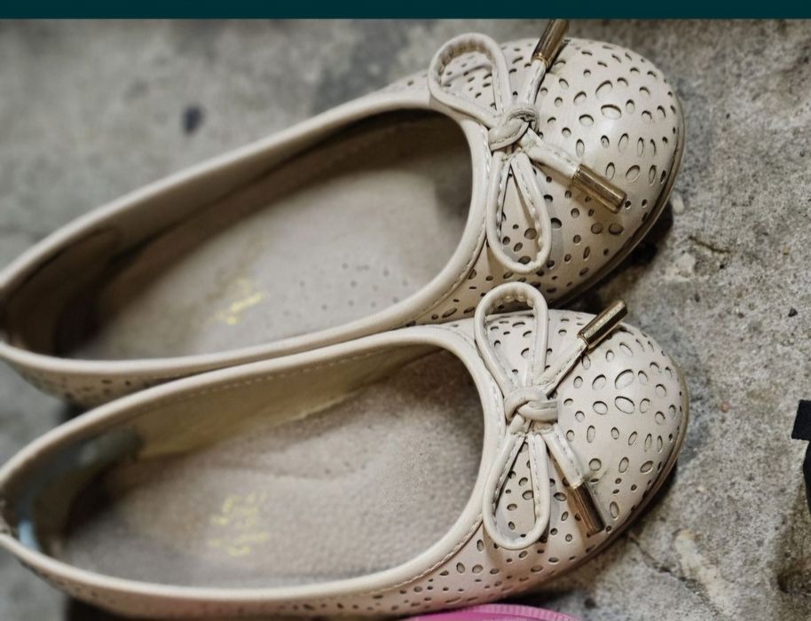 Sandały i balerinki dziewczęce