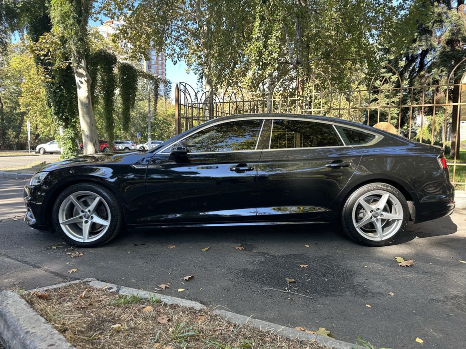 AUDI A5 2019 рік