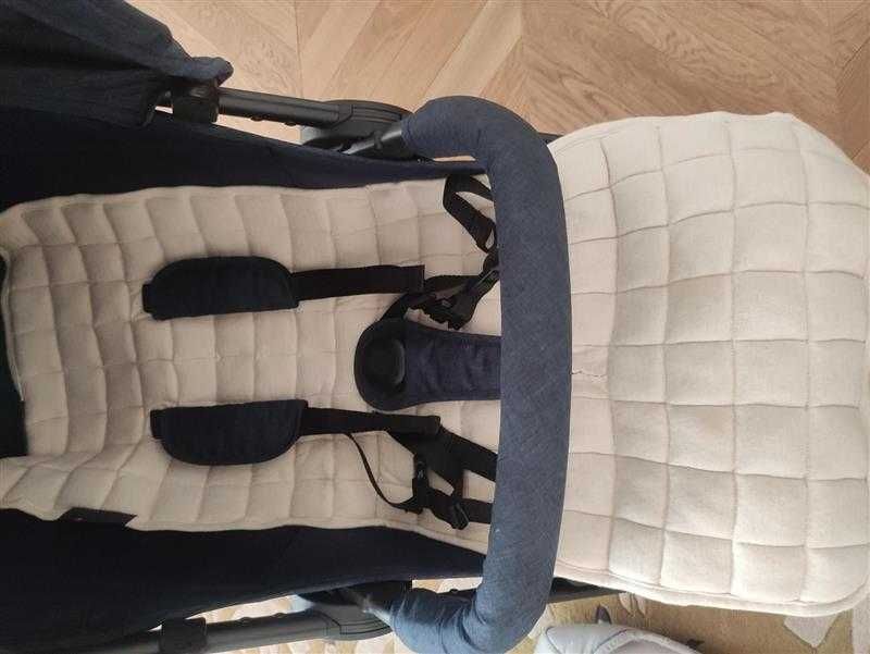 Wózek spacerowy, spacerówka Britax Romer B-Agile M ciemny niebieski