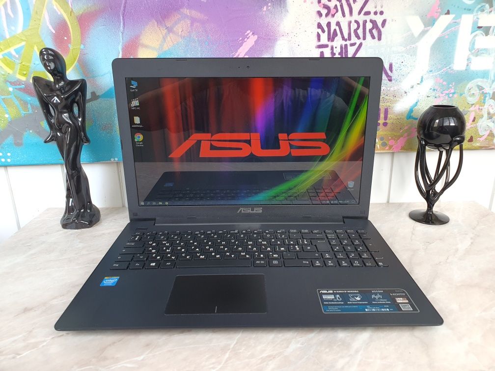 Ноутбук Asus x553m