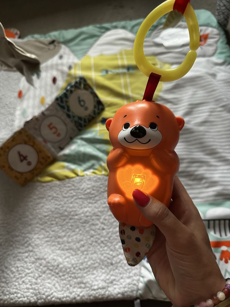 Mata fisher price 0+