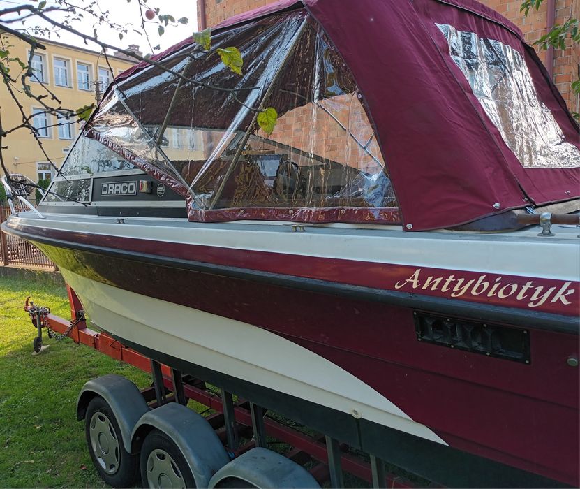 Łódź motorowa DRACO 2100 z silnikiem Volvo Penta stan bdb