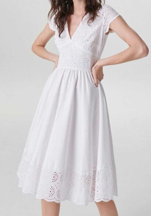 Sukienka Mohito z ażurowym haftem 36
