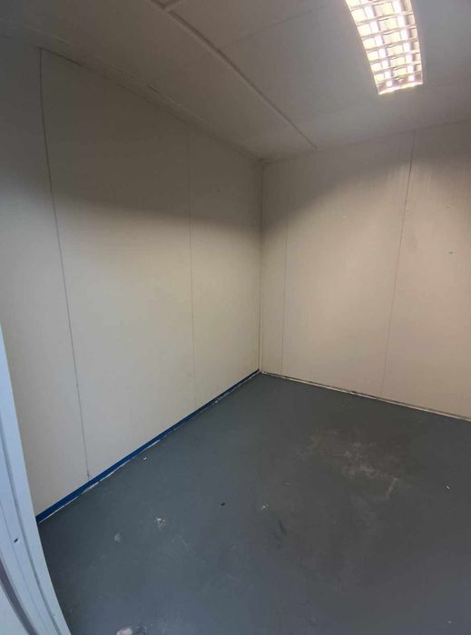 Kiosk handlowy ładny na targowisku niskie oplaty