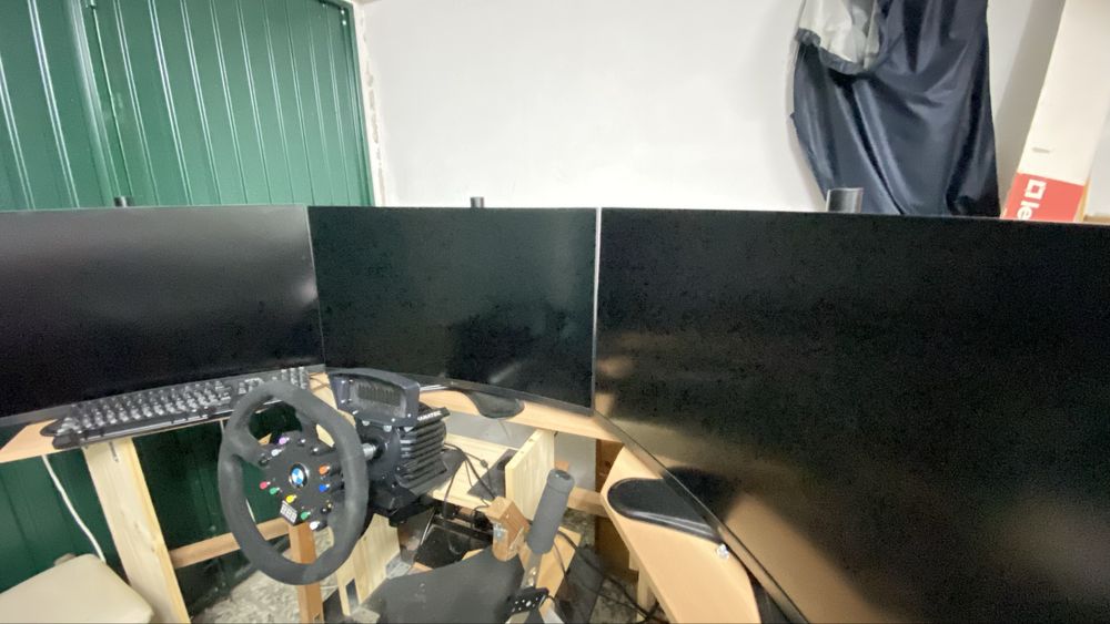 3 Monitores Curvos LG 32