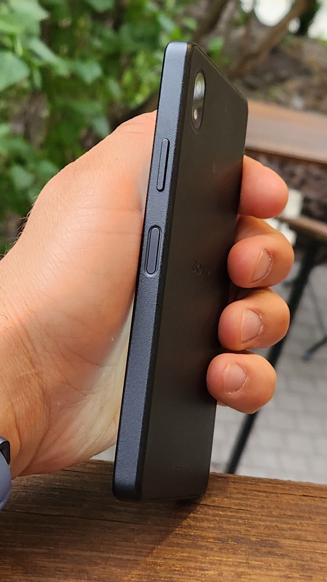 Sony ace 3 black компактний смартфон