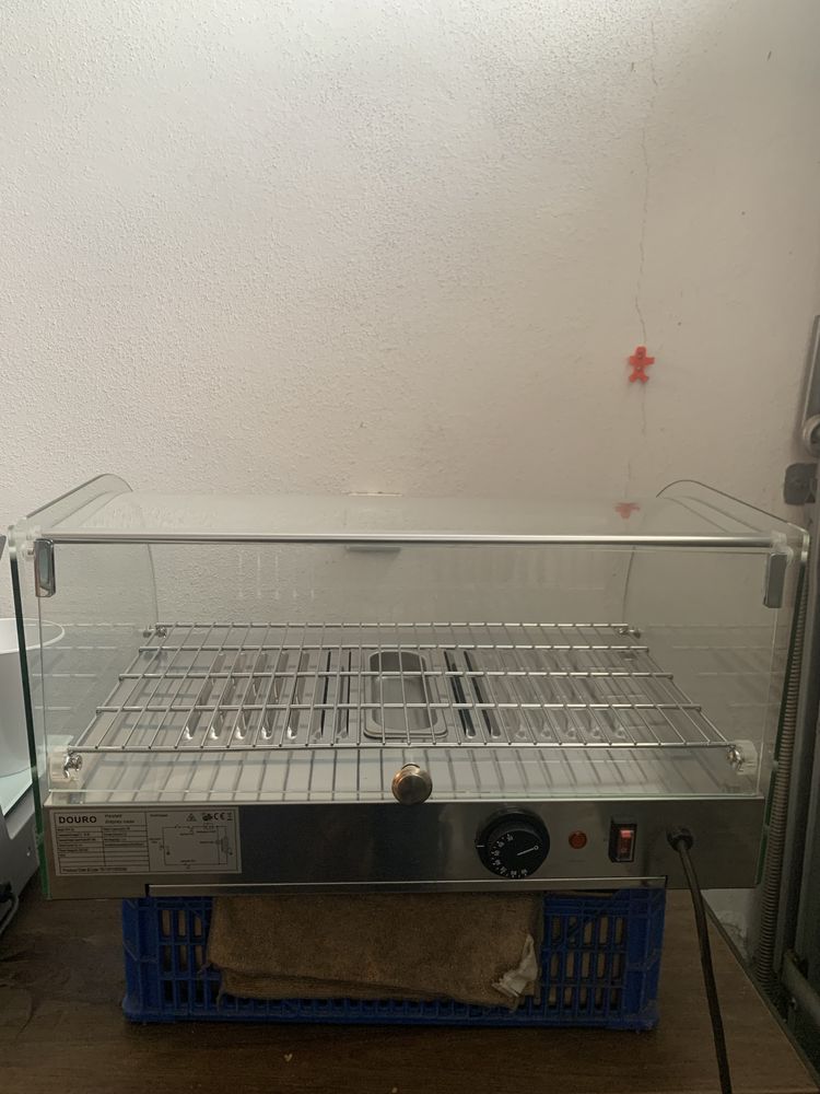 Vitrine expositora aquecida