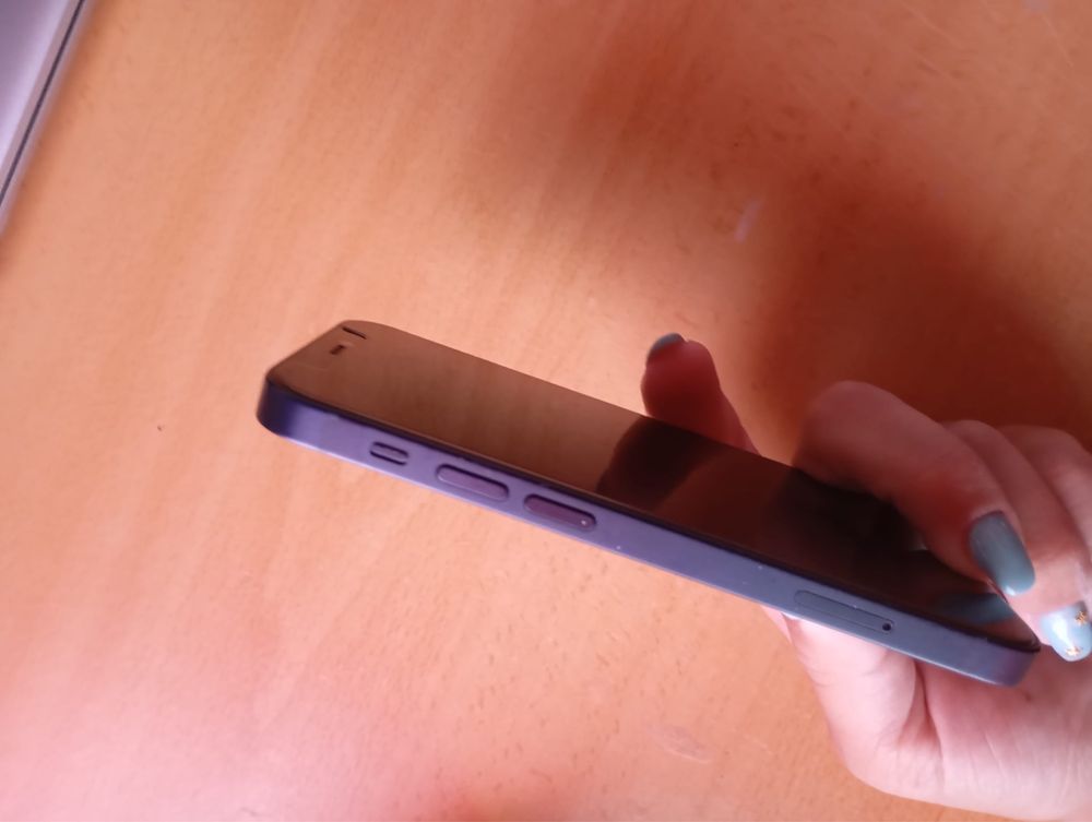iPhone 12 mini usado