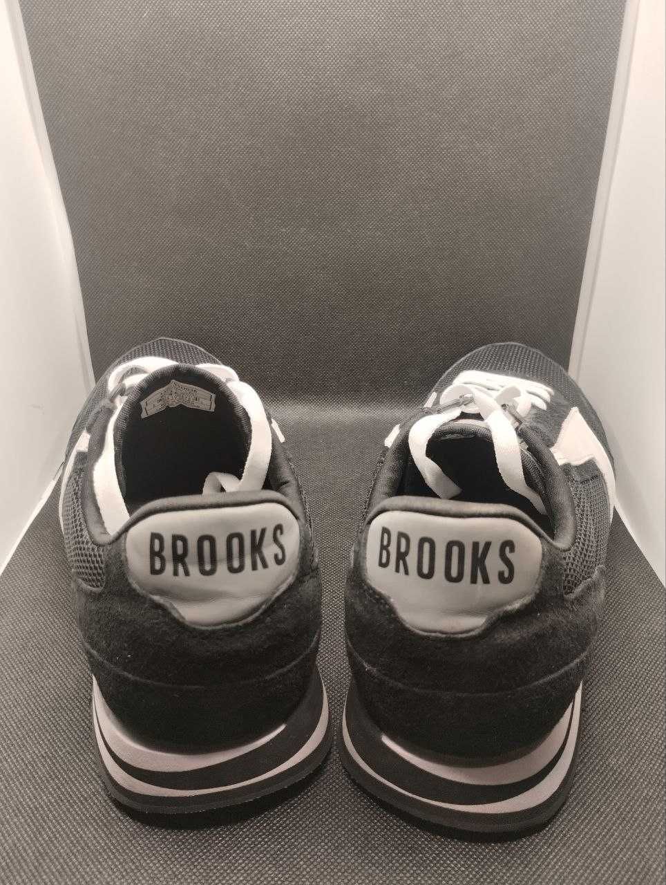 Кросівки Brooks Heritage