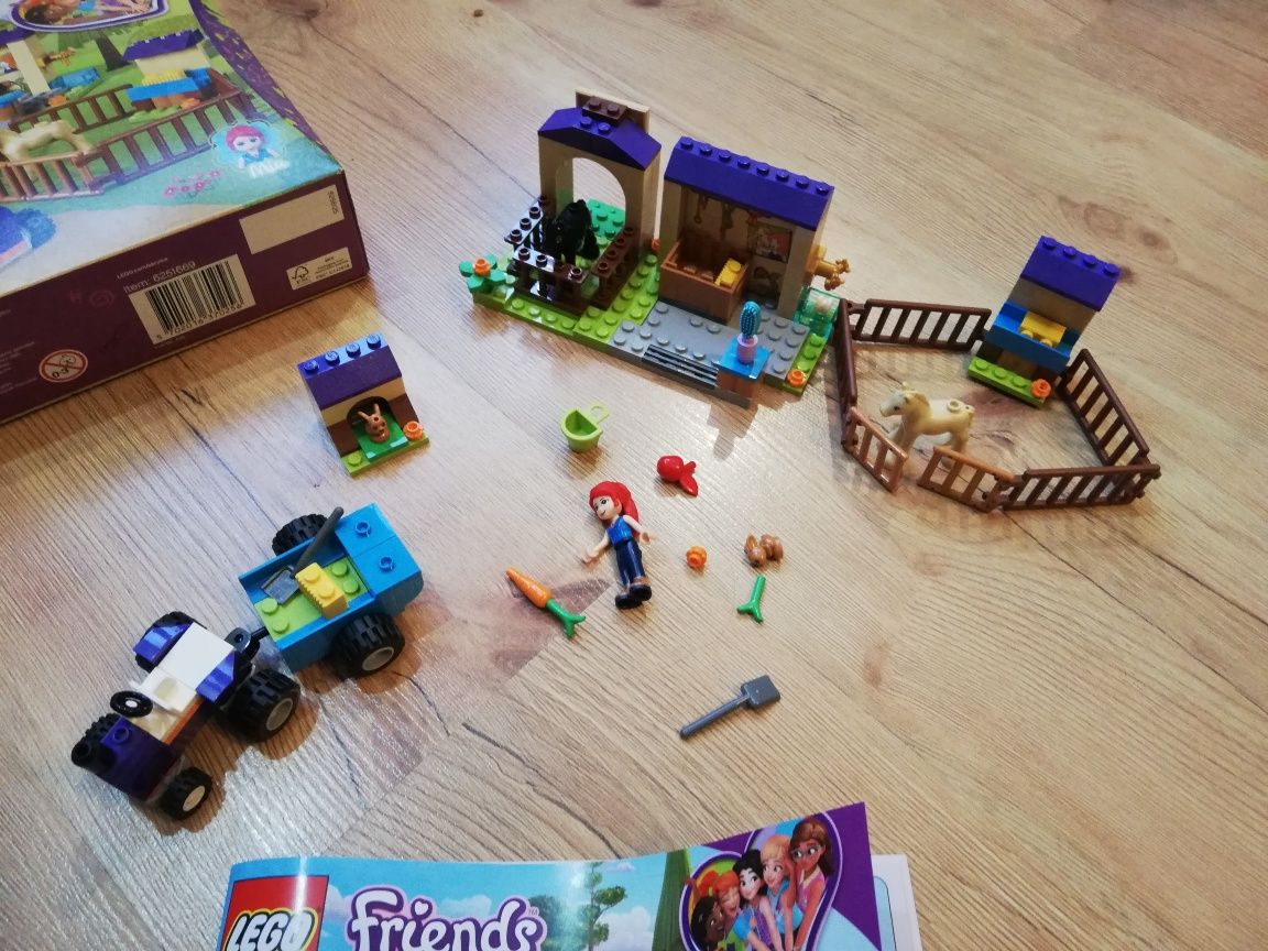 Lego friends Stajnia ze źrebakami Mii