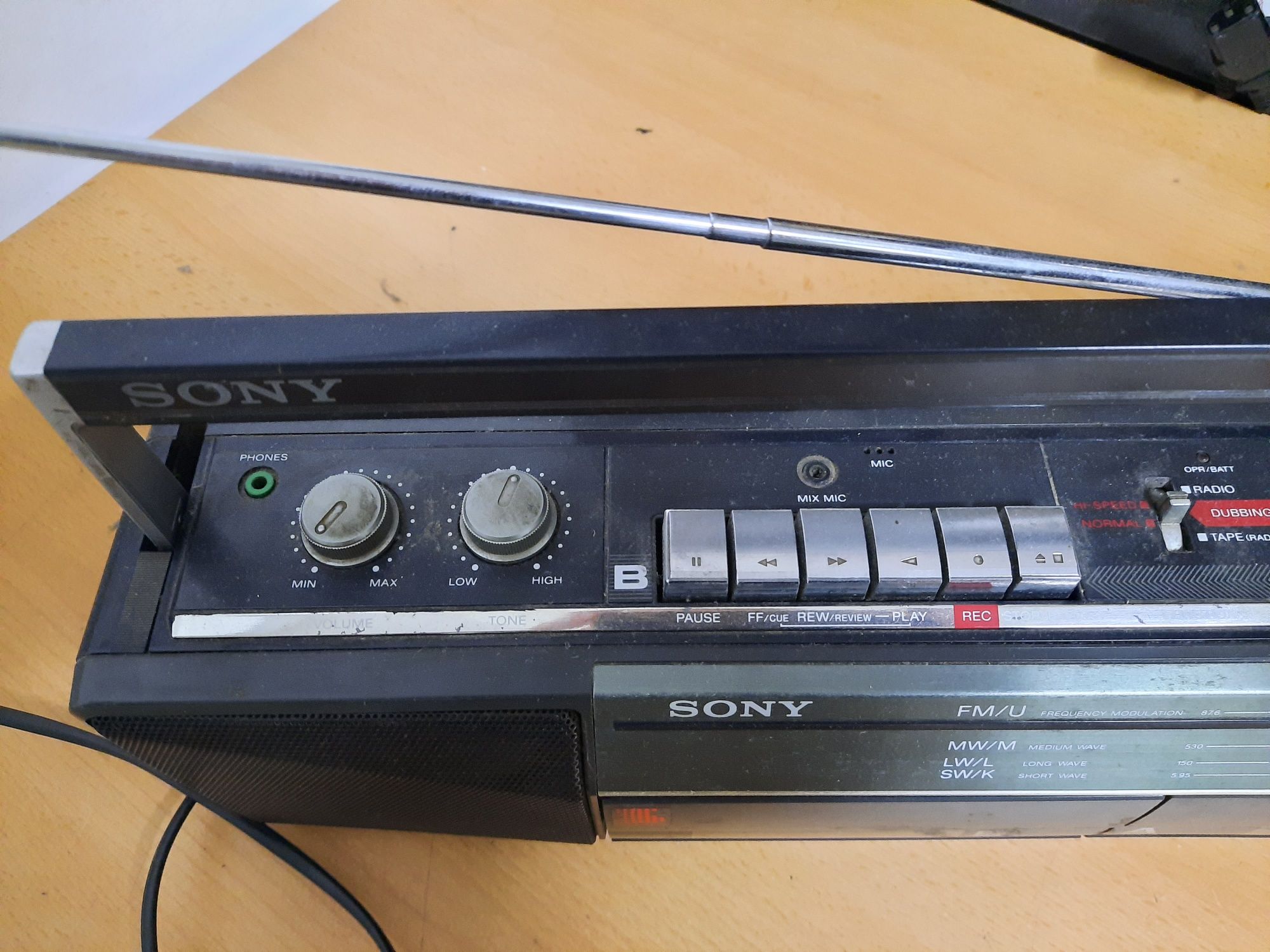 Vintage Sony CFS-W301 Radio Cassete Recorder AM/FM
