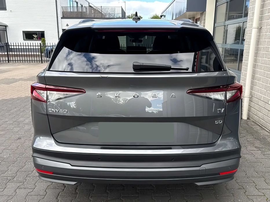 Skoda Enyaq      2022