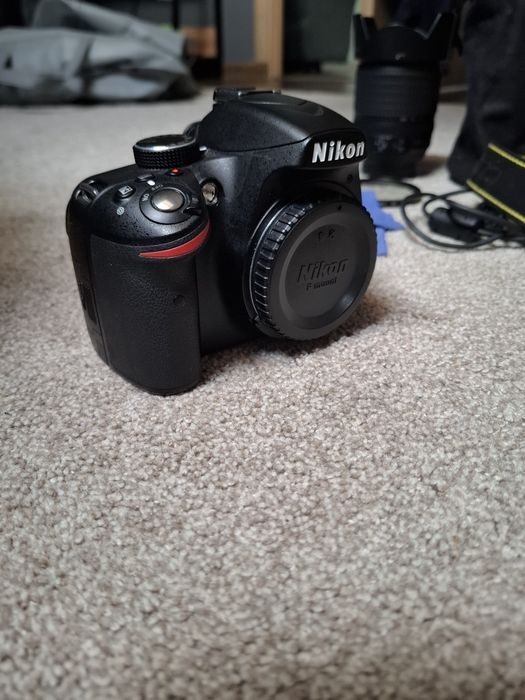 Aparat Nikon d3200 świetny stan