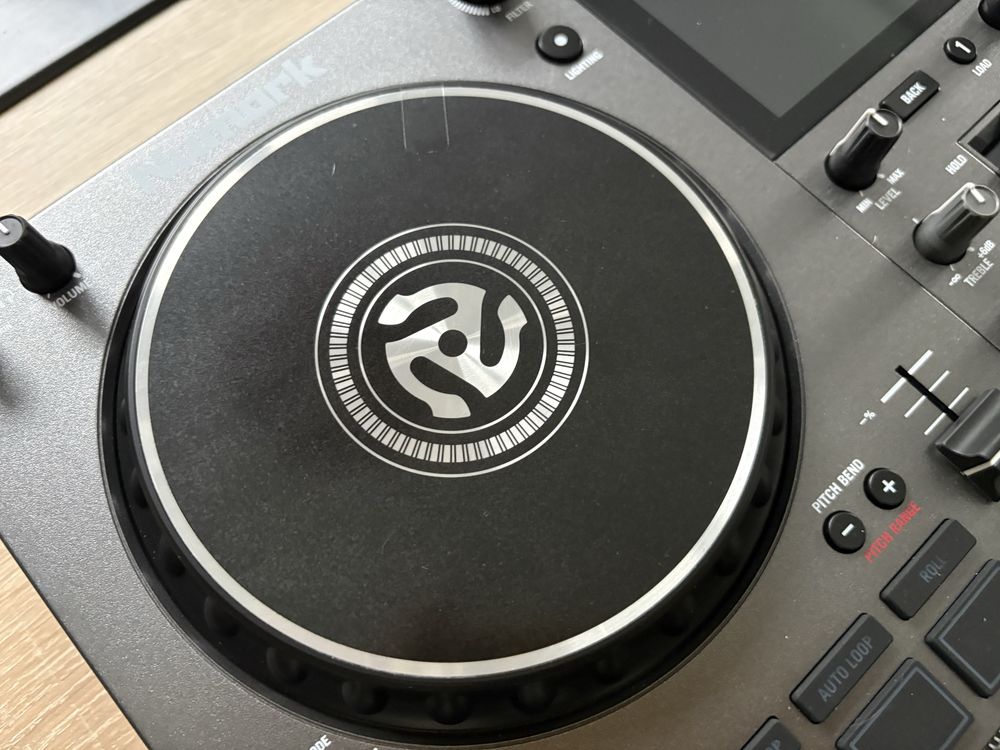 NUMARK MIXSTREAM PRO GO kontroler dla DJ + case