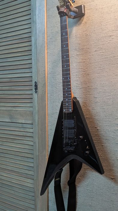 Kramer Vanguard электрогитара